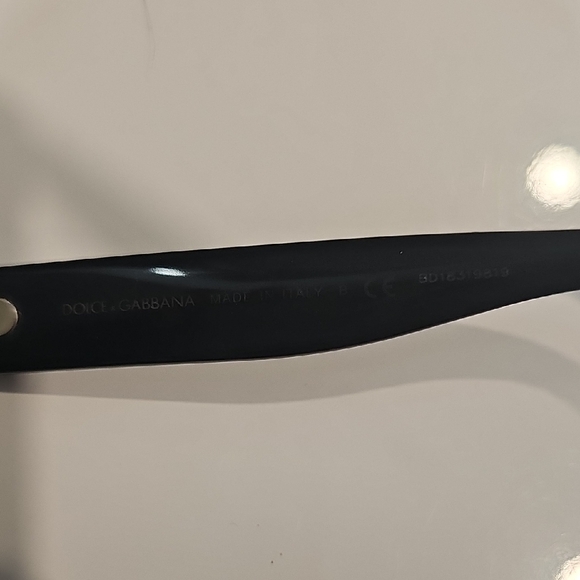 DOLCE GABANNNA elegant Sunglasses - Picture 4 of 6